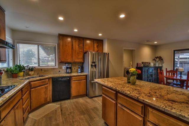 5038 Gadwall Cir Stockton Ca 95207 50 Photos Mls 19006852