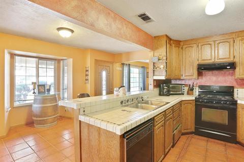 5895 E Fairlane Rd, Acampo, CA 95220 photo 8