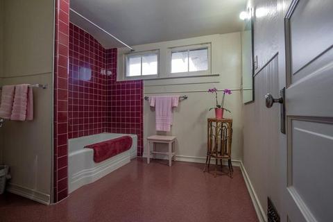 204 Sycamore Ave, Modesto, CA 95354 photo 15