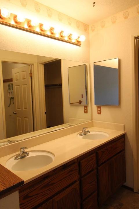 2012 Walnut Haven Dr, Modesto, CA 95355 photo 16