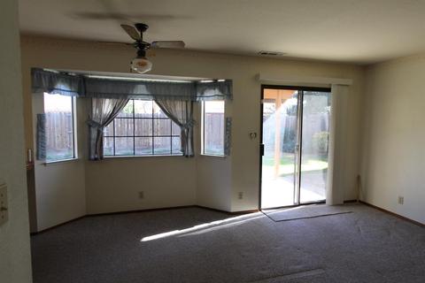 2012 Walnut Haven Dr, Modesto, CA 95355 photo 9