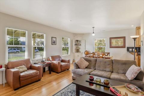 704 Hackberry Ave, Modesto, CA 95354 photo 5