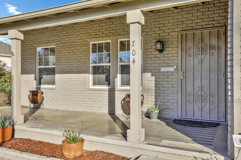 704 Hackberry Ave, Modesto, CA 95354 photo 3