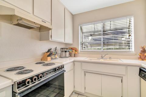 3181 Newport Ter, Davis, CA 95618 photo 15