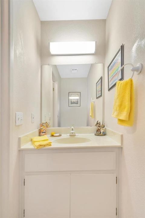 3181 Newport Ter, Davis, CA 95618 photo 8