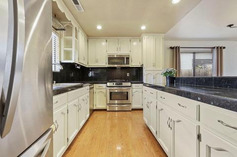 327 Trinity Way, Lodi, CA 95242 photo 8