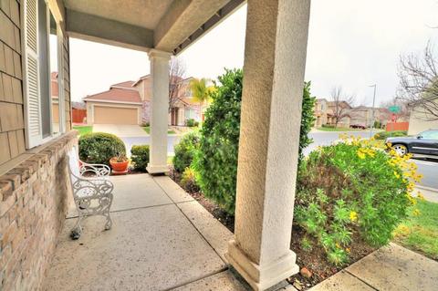 1086 Limestone, Folsom, CA 95630 photo 2