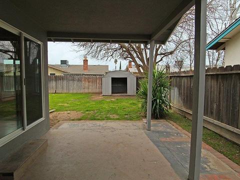 2721 Murray St, Turlock, CA 95382 photo 31