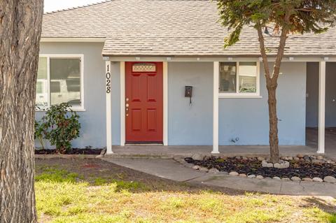 1028 Hawthorne, Modesto, CA 95350 photo 1