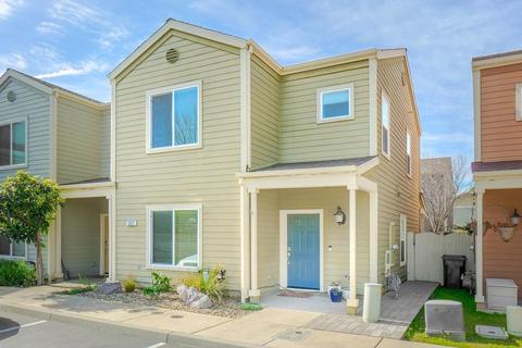337 Serrano Ter, Davis, CA 95618 photo 1