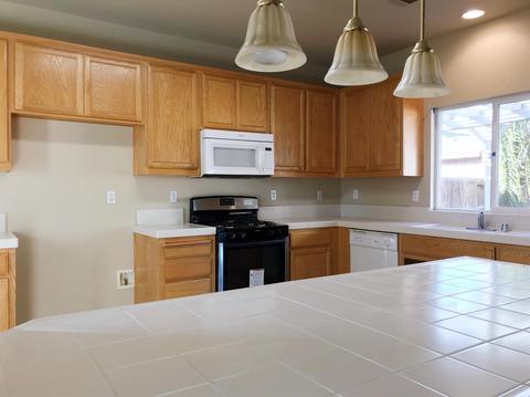 241 Eddo Way, Turlock, CA 95380 photo 9