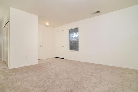 2716 Ponteverde Ln, Davis, CA 95618 photo 2