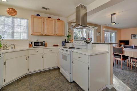 3024 Woods Cir, Davis, CA 95616 photo 12