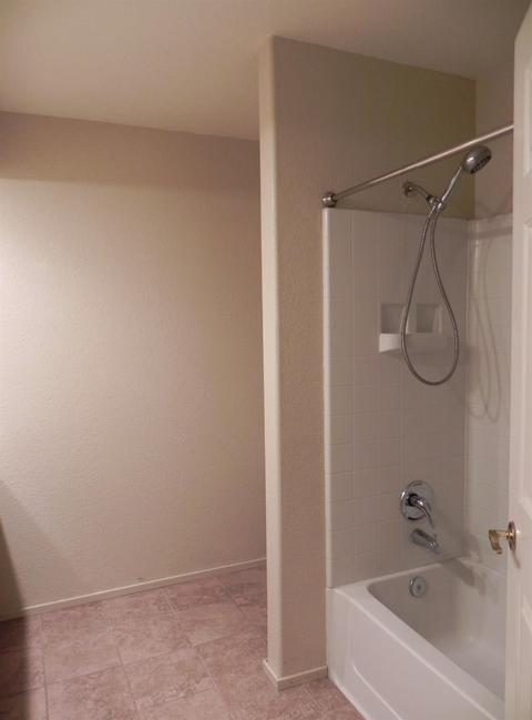 705 Bonneau Ct, Patterson, CA 95363 photo 11