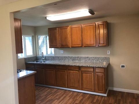 1545 Pearl St, Modesto, CA 95350 photo 4