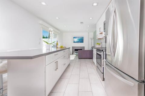 2712 Levon Ave, Modesto, CA 95350 photo 7