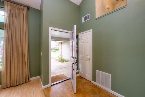 557 Hansen Ct, Patterson, CA 95363 photo 5