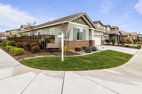 1085 Berkshire Dr, Lathrop, CA 95330 photo 1