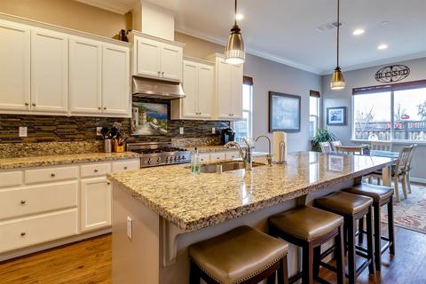 1085 Berkshire Dr, Lathrop, CA 95330 photo 20