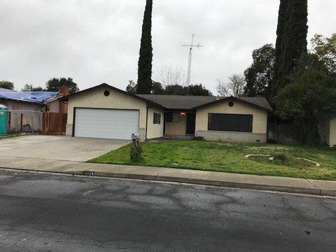 1113 Mcguire Dr, Modesto, CA 95355 photo 1