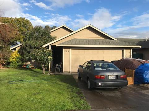728 Mamilane, Modesto, CA 95351 photo 1