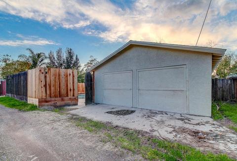 1526 Bronson, Modesto, CA 95350 photo 36