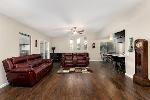 3319 Hunter Ln, Carmichael, CA 95608 photo 4