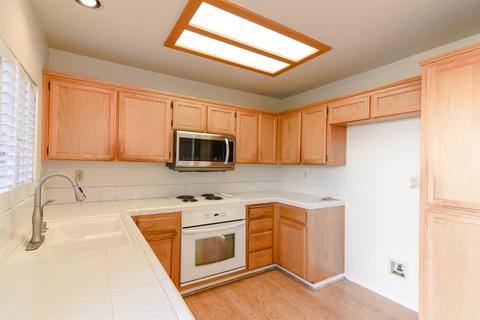 1265 Bluegrass Ln, Tracy, CA 95377 photo 8