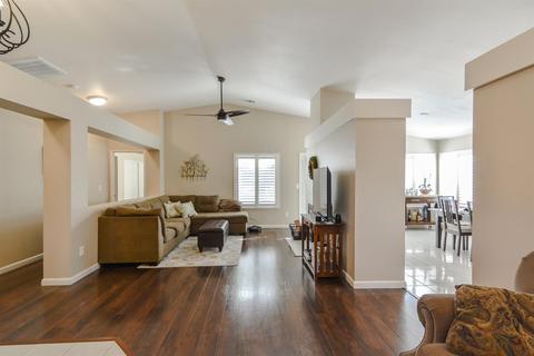 270 Firefly Way, Tracy, CA 95376 photo 6