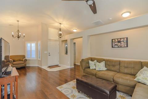 270 Firefly Way, Tracy, CA 95376 photo 4