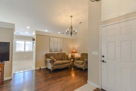 270 Firefly Way, Tracy, CA 95376 photo 3