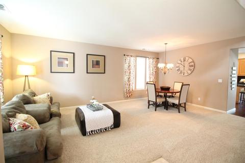773 Wynyard, Manteca, CA 95337 photo 2