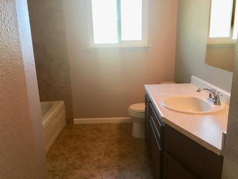 1015 Palmilla Dr, Modesto, CA 95356 photo 13