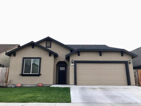 1244 Maxim Dr, Ceres, CA 95307 photo 2