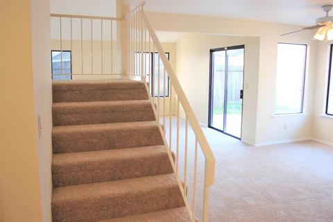 1208 Champagne Ct, Modesto, CA 95351 photo 10