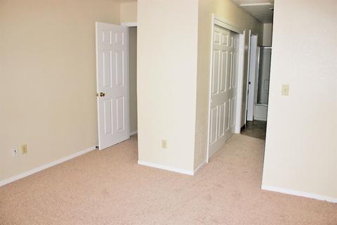 1208 Champagne Ct, Modesto, CA 95351 photo 12