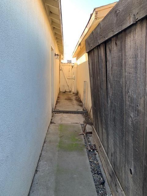 816 Pine Tree Ln, Modesto, CA 95351 photo 9