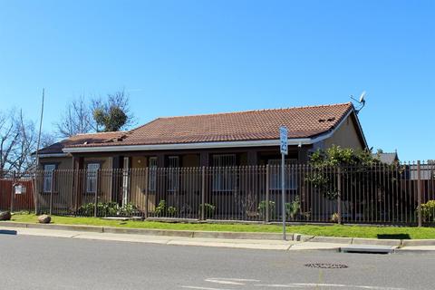 1209 Alamo Ave, Modesto, CA 95351 photo 6