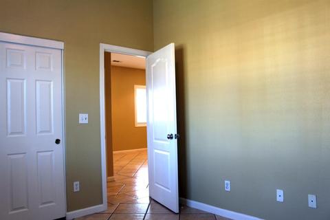 1209 Alamo Ave, Modesto, CA 95351 photo 29