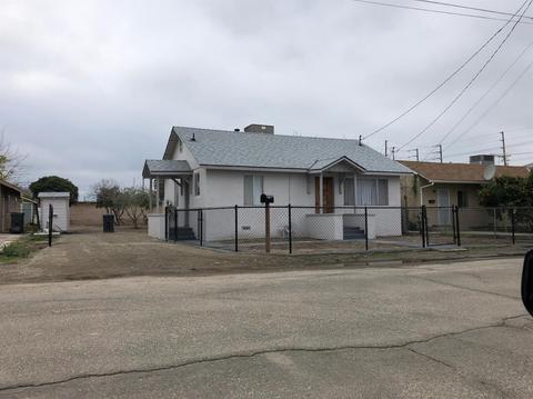 716 7th St, Turlock, CA 95380 photo 1