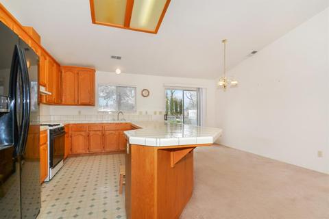 18445 E Almond, Clements, CA 95227 photo 5