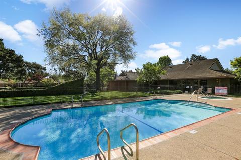 2443 Macarthur Pkwy, Lodi, CA 95242 photo 2