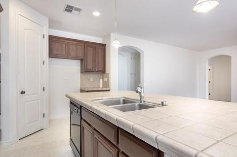 2600 Acapulco, Modesto, CA 95355 photo 8