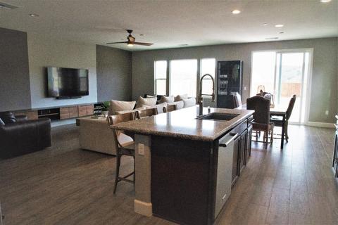 21104 Varietal Ct, Patterson, CA 95363 photo 7