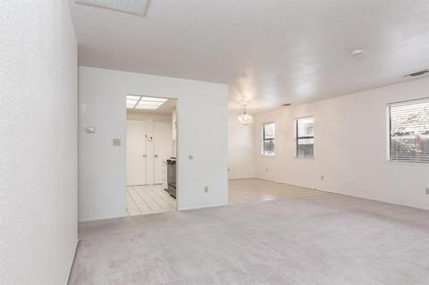 2660 Dels Ln, Turlock, CA 95382 photo 9