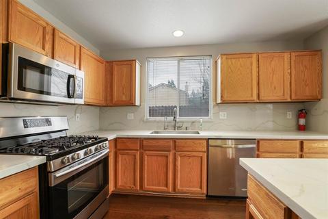214 La Monte Ln, Tracy, CA 95377 photo 8