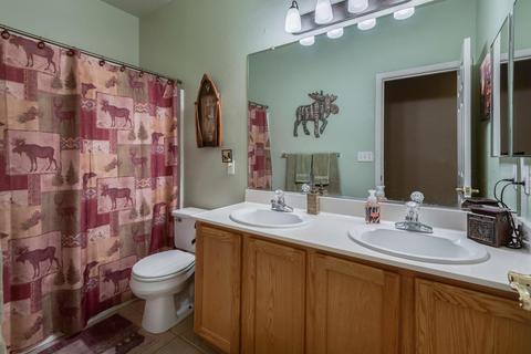 246 Red Robin Dr, Patterson, CA 95363 photo 17