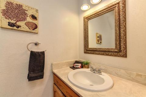 4030 Oak Villa Cir, Carmichael, CA 95608 photo 16