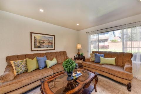 4030 Oak Villa Cir, Carmichael, CA 95608 photo 5