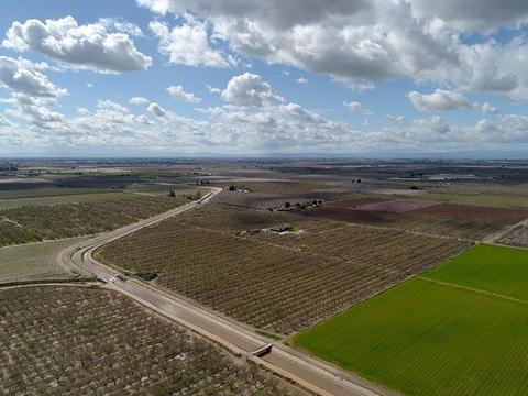 12810 Pepper St, Turlock, CA 95380 photo 2